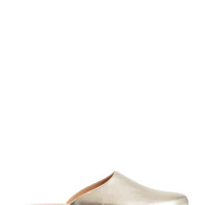 ''The Slipper'' Mule