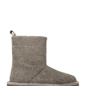 Apres Chic Boots